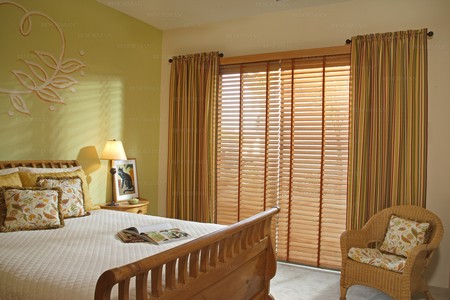 3 Reasons To Invest In Natural Wood Blinds